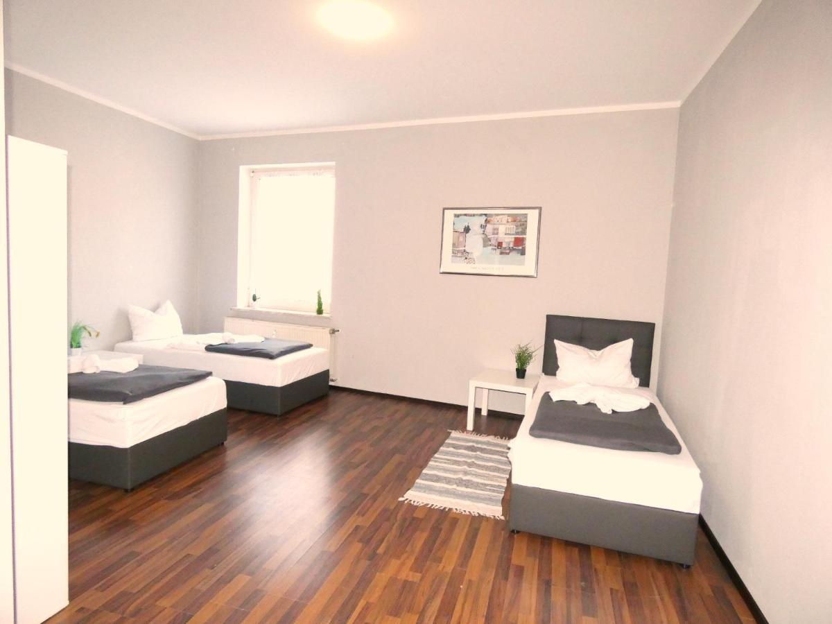 Sunnyhome Monteurwohnungen Und Apartments In Schwandorf Bagian luar foto