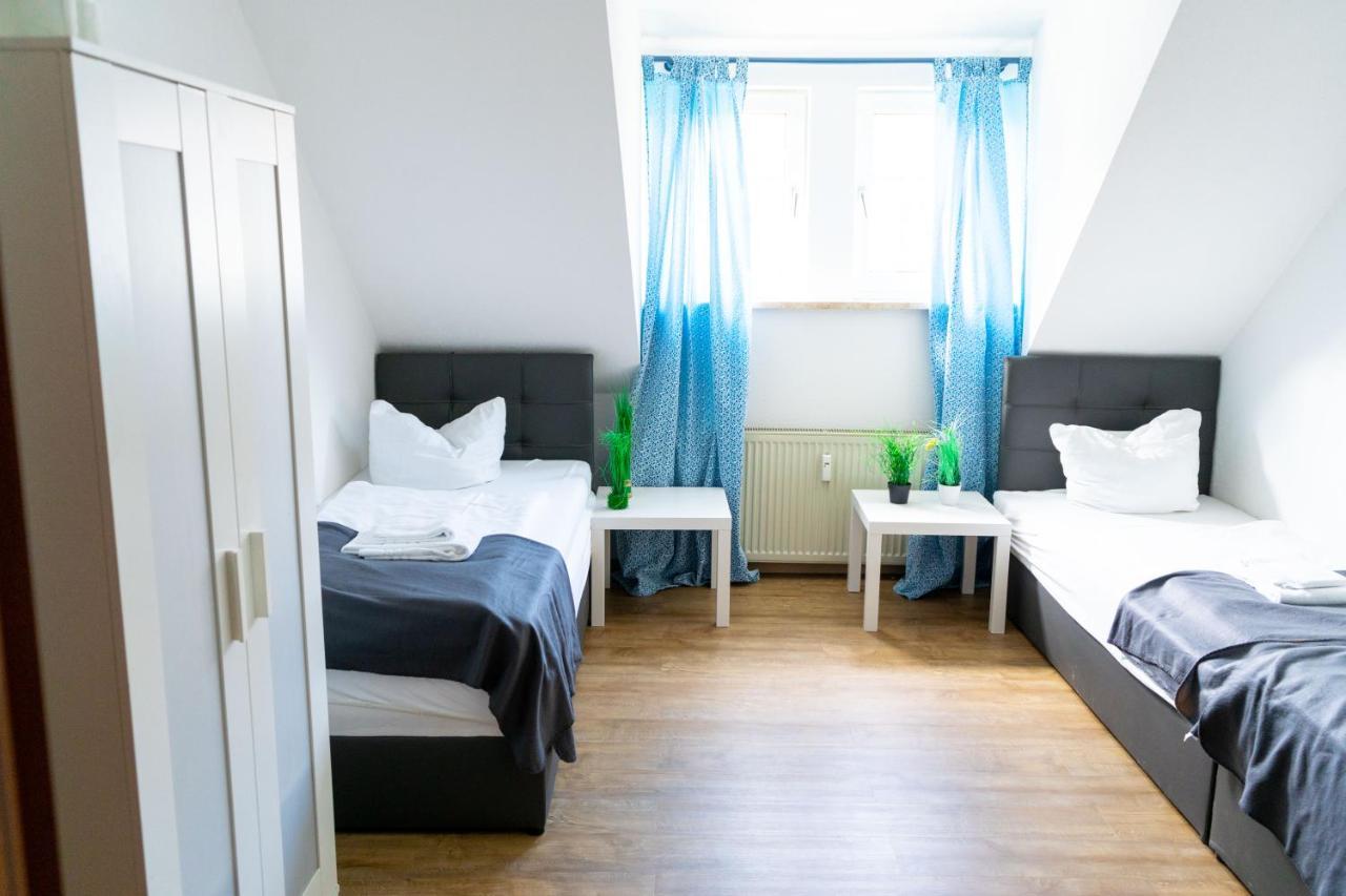 Sunnyhome Monteurwohnungen Und Apartments In Schwandorf Bagian luar foto