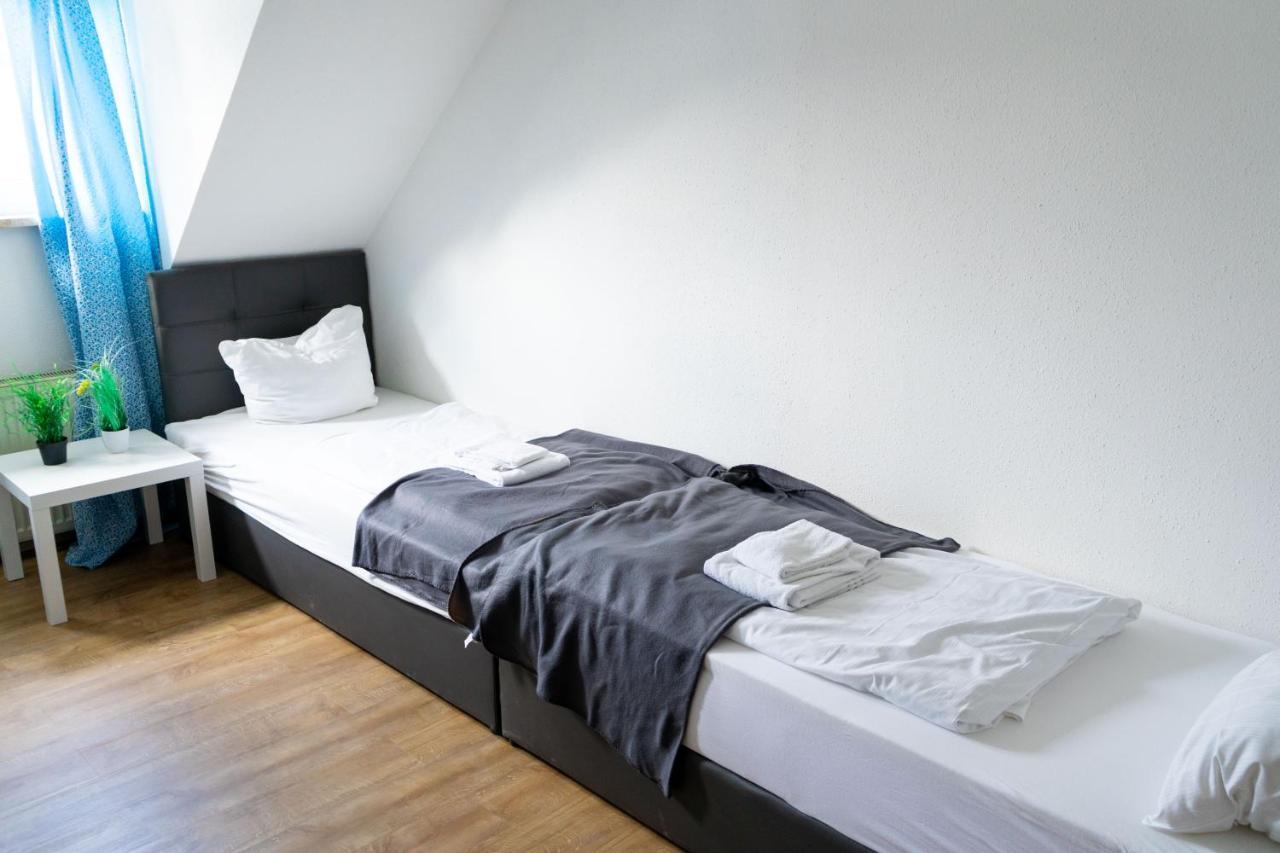 Sunnyhome Monteurwohnungen Und Apartments In Schwandorf Bagian luar foto