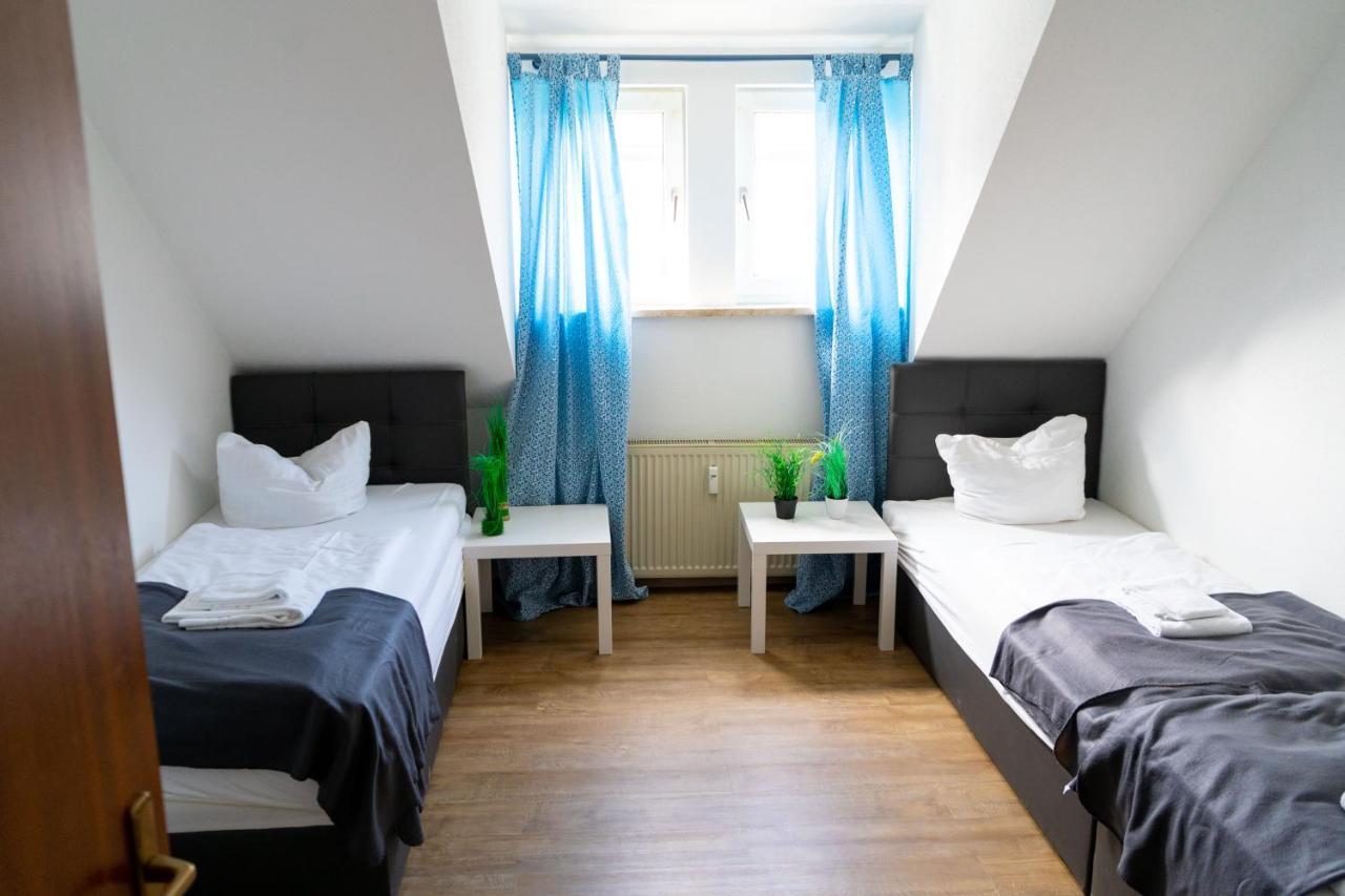 Sunnyhome Monteurwohnungen Und Apartments In Schwandorf Bagian luar foto