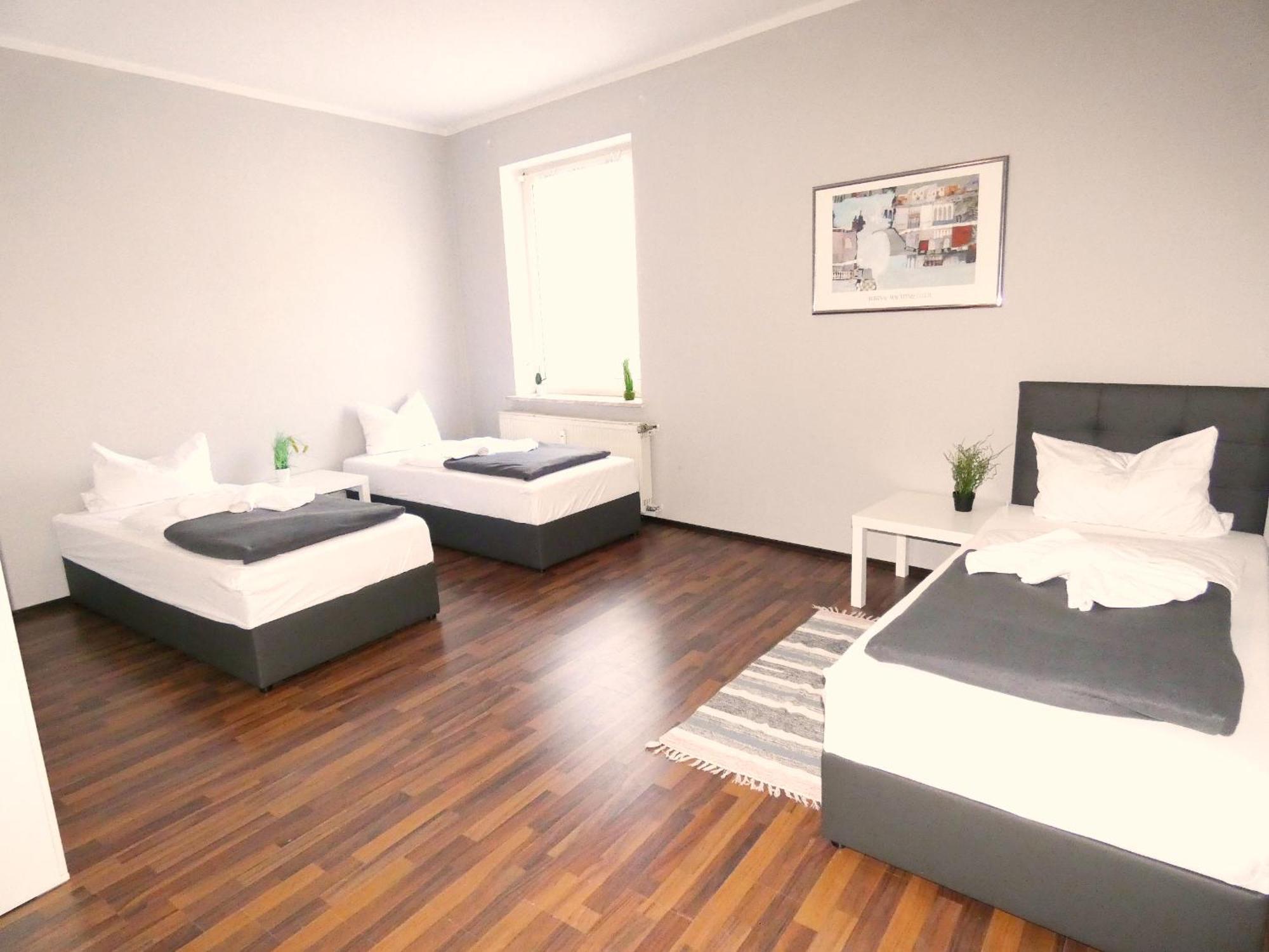 Sunnyhome Monteurwohnungen Und Apartments In Schwandorf Bagian luar foto
