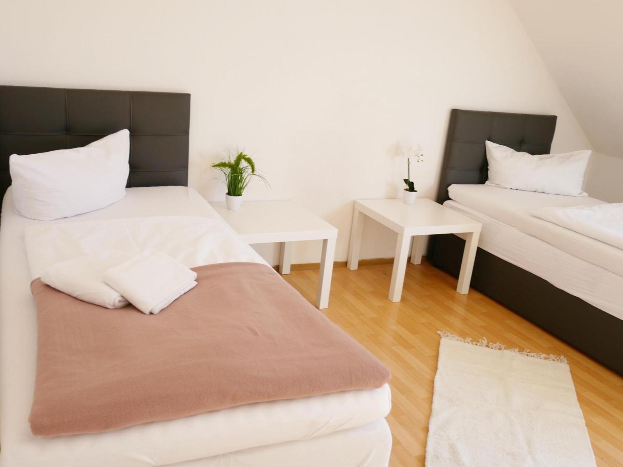 Sunnyhome Monteurwohnungen Und Apartments In Schwandorf Bagian luar foto