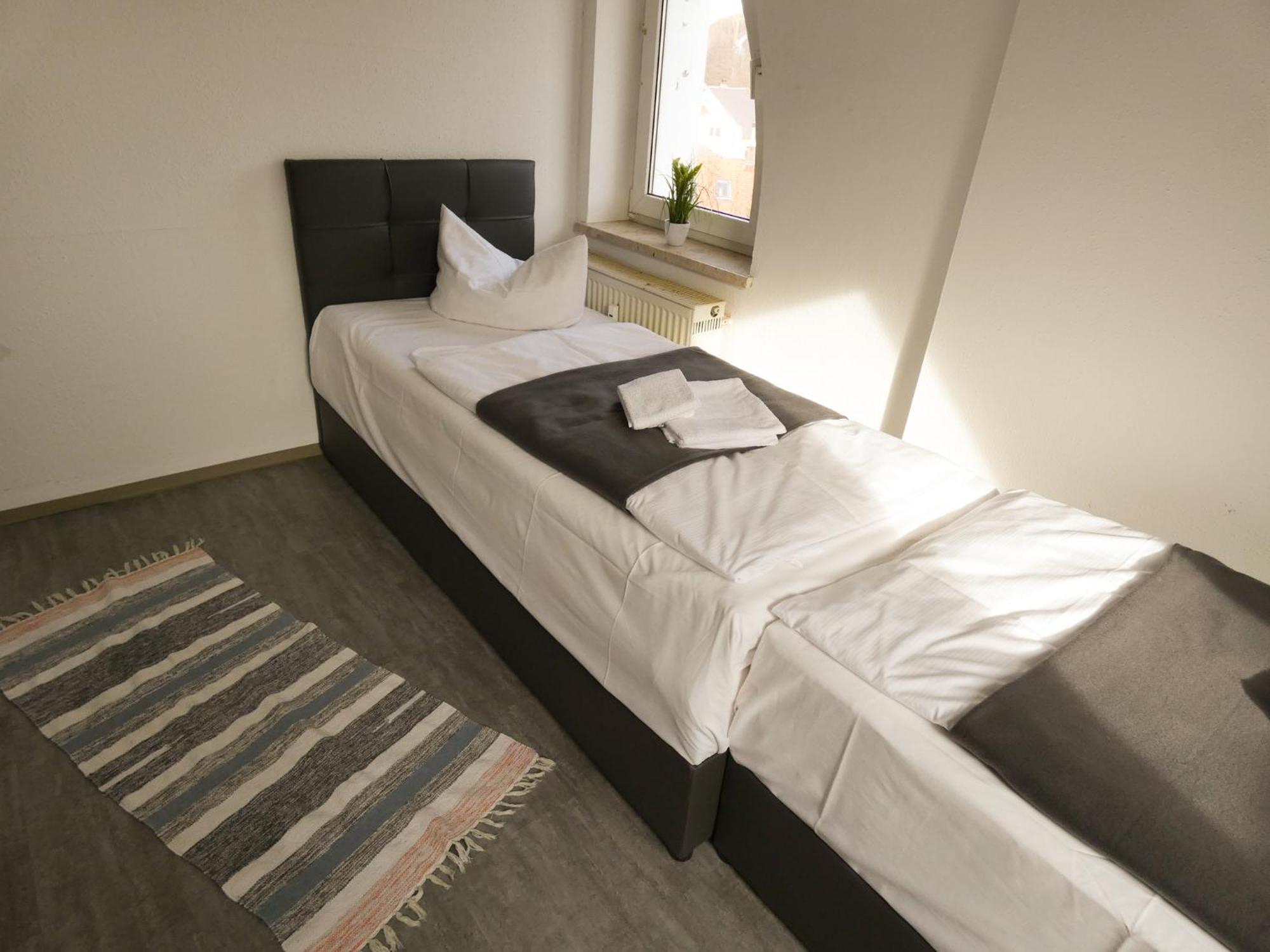 Sunnyhome Monteurwohnungen Und Apartments In Schwandorf Bagian luar foto